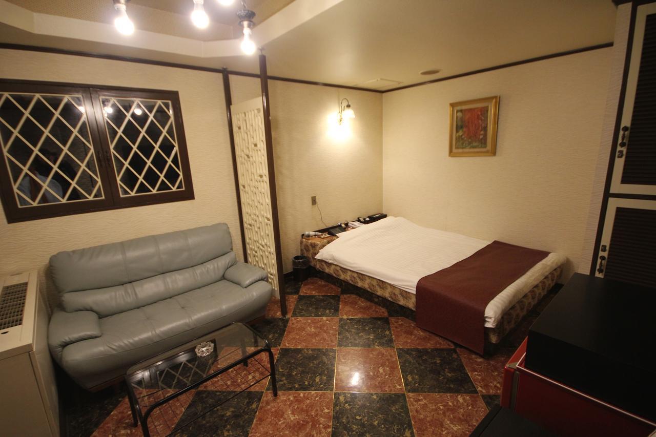 Sunreon1 (adults Only) * Tokio